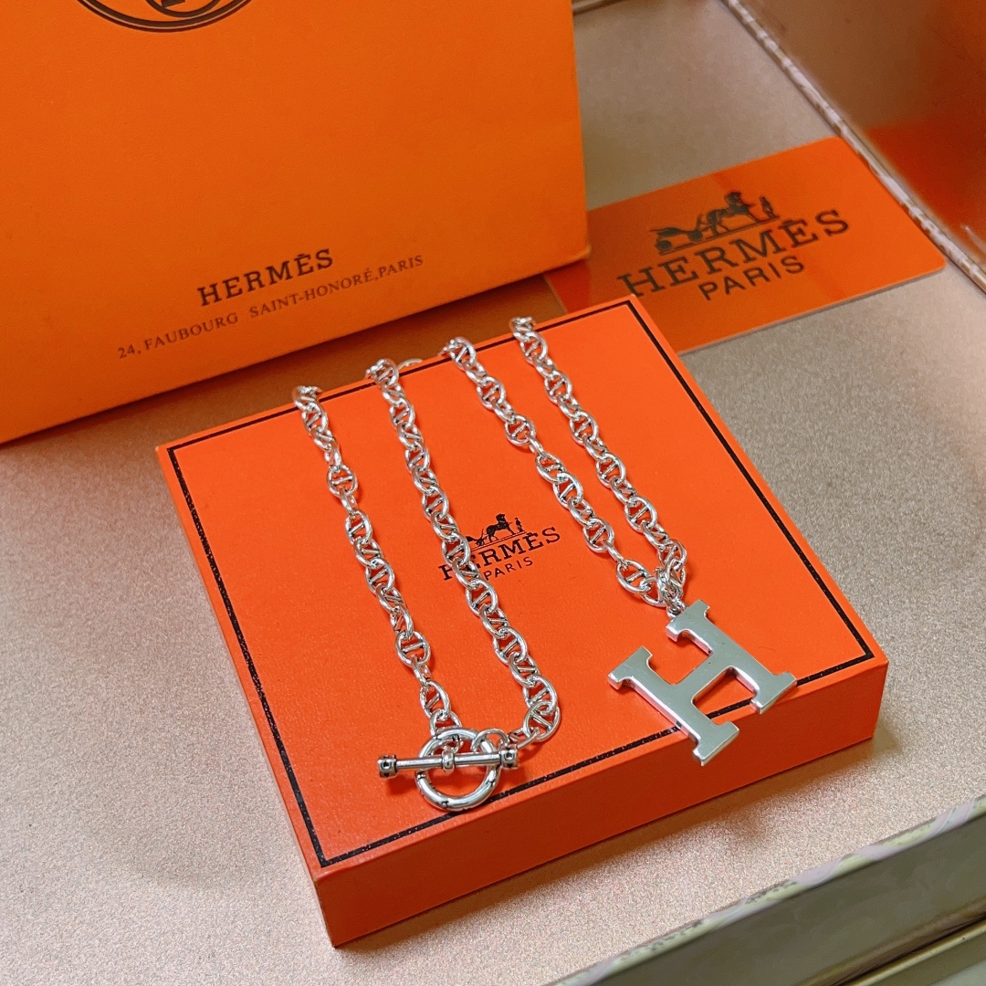 Hermes Necklaces